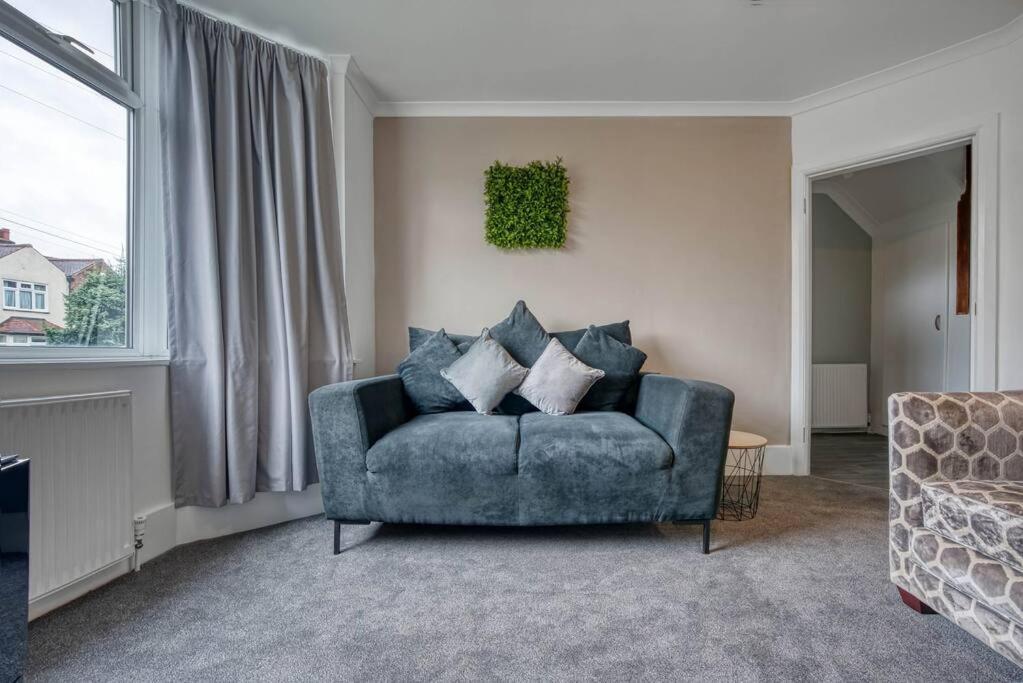 Stylish Home - Fast Wi-Fi-Free Parking 诺丁汉 外观 照片