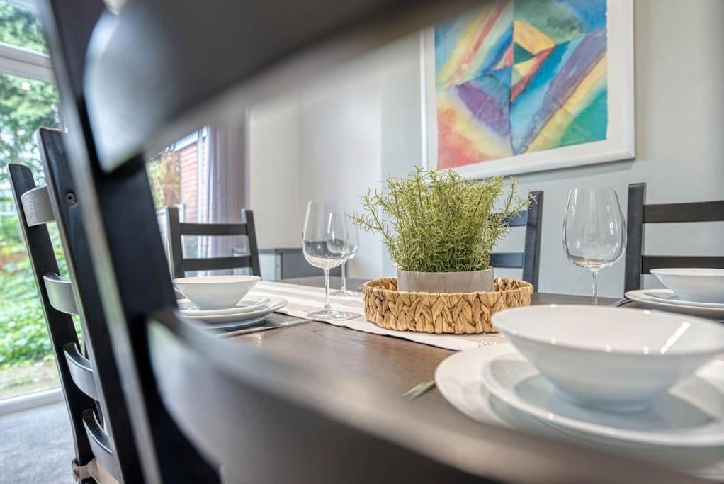 Stylish Home - Fast Wi-Fi-Free Parking 诺丁汉 外观 照片